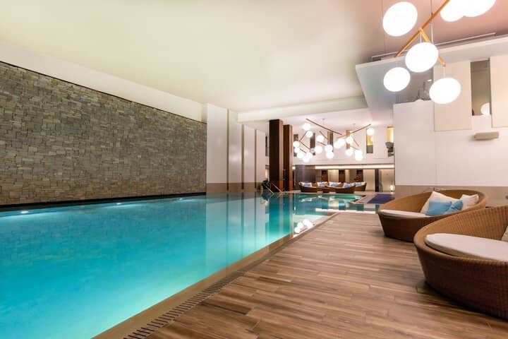 Pool 18 of 38