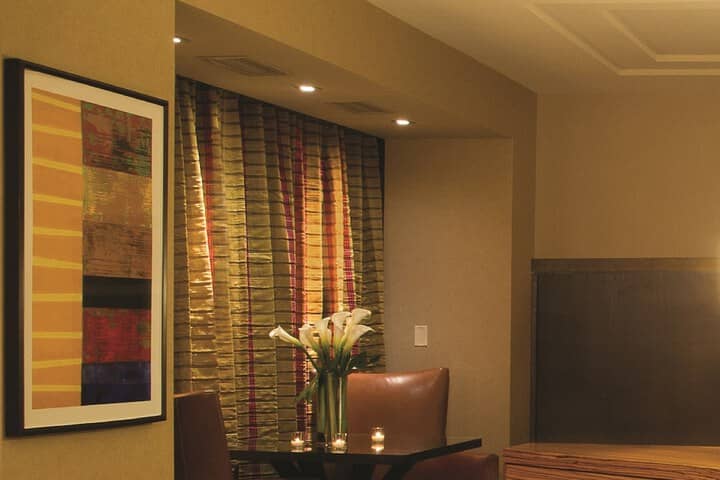 Room 6 of 38